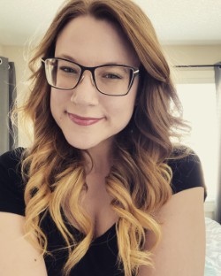 Carey Viejou